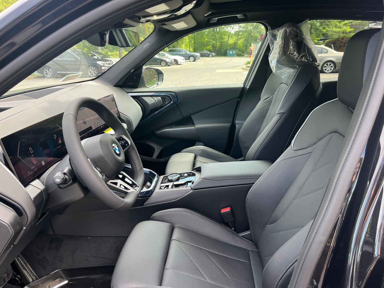 New 2025 Black Sapphire Metallic BMW 30 xDrive image 10
