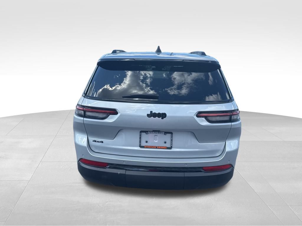 2025 Jeep Grand Cherokee Altitude X photo 4