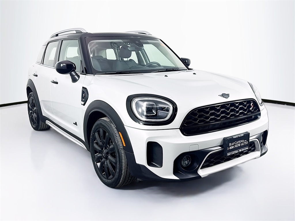 2023 MINI Countryman S's photo