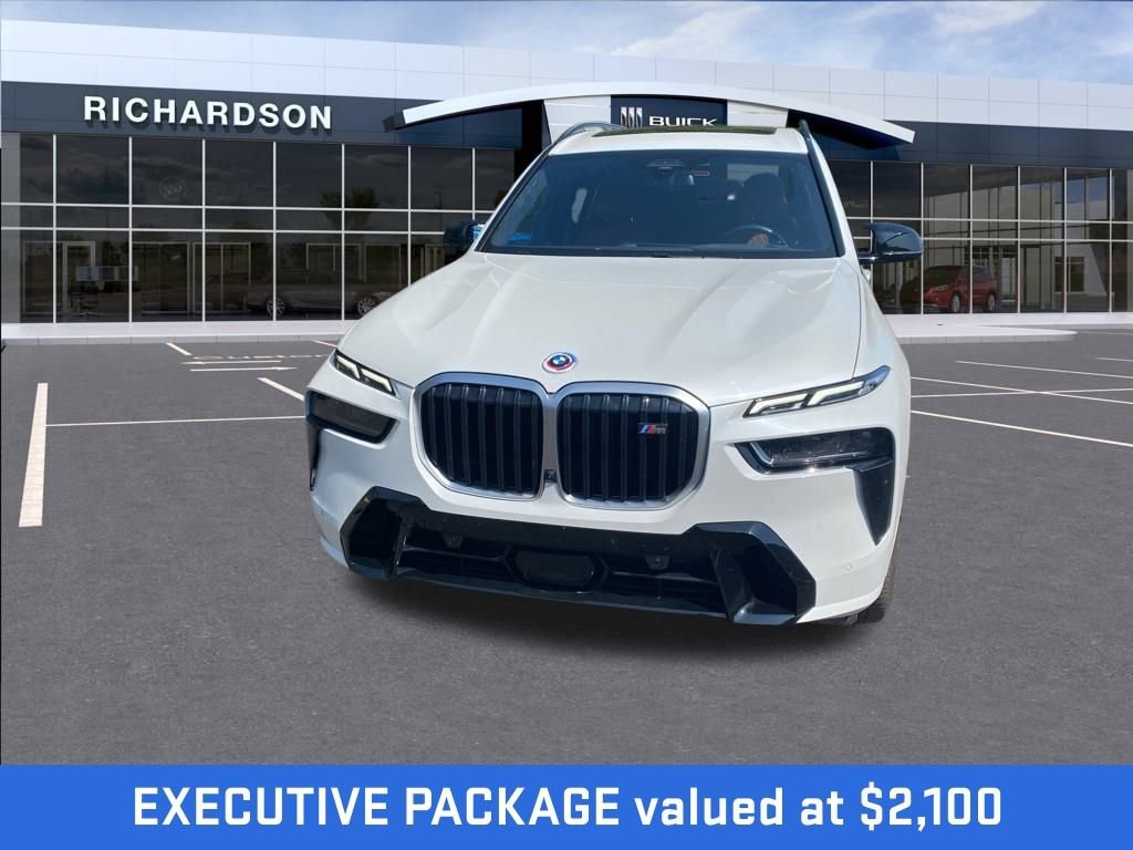 2023 Bmw X7 M60i photo 3
