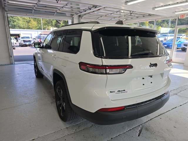 2021 Jeep Grand Cherokee Altitude photo 3