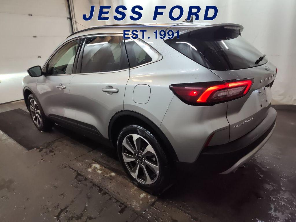 2024 Ford Escape Platinum photo 2