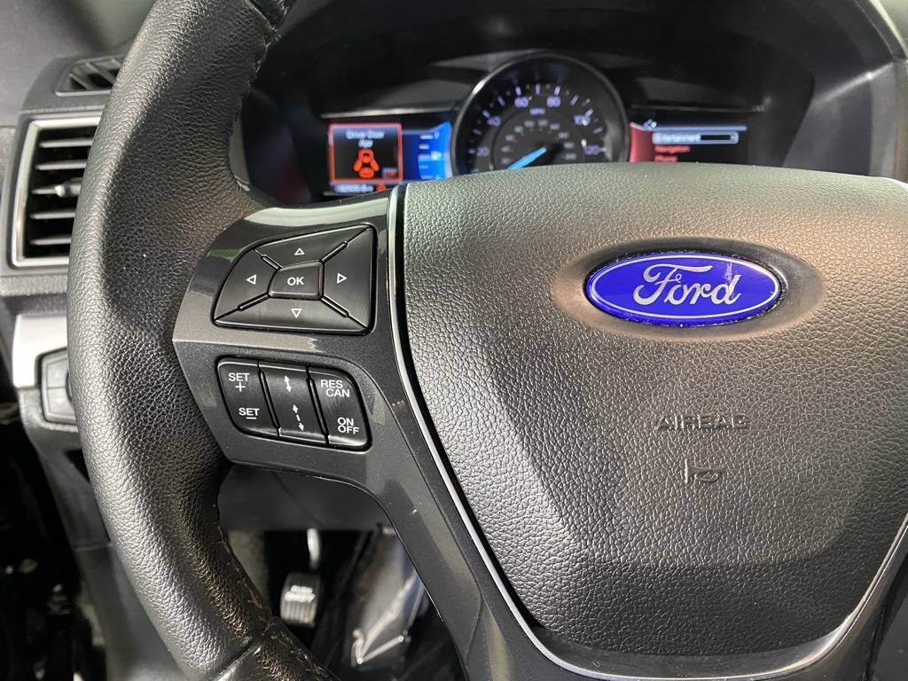 2018 Ford Explorer Limited photo 11
