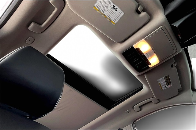 2023 Nissan Rogue SV photo 12