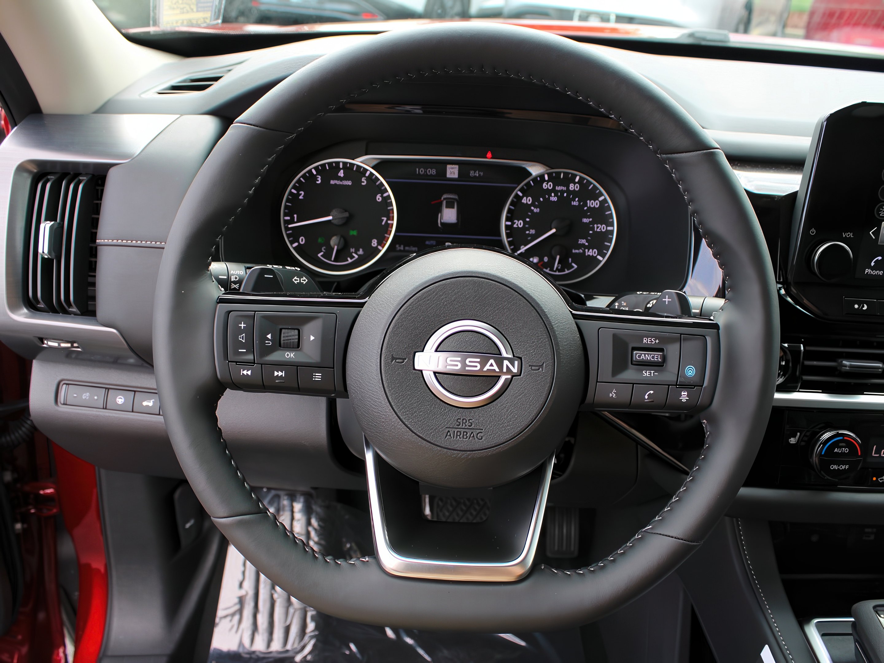 2025 Nissan Pathfinder SL photo 15