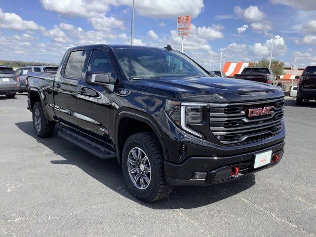 2026 GMC Sierra 1500 AT4's photo