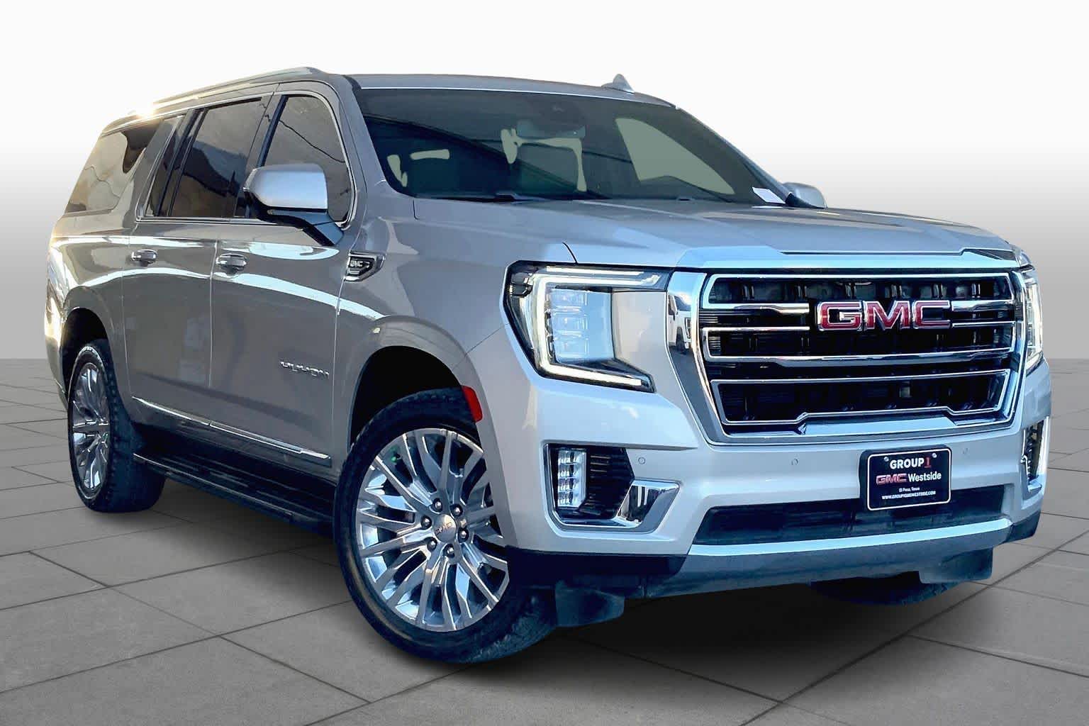 2023 Gmc Yukon XL SLT photo 2