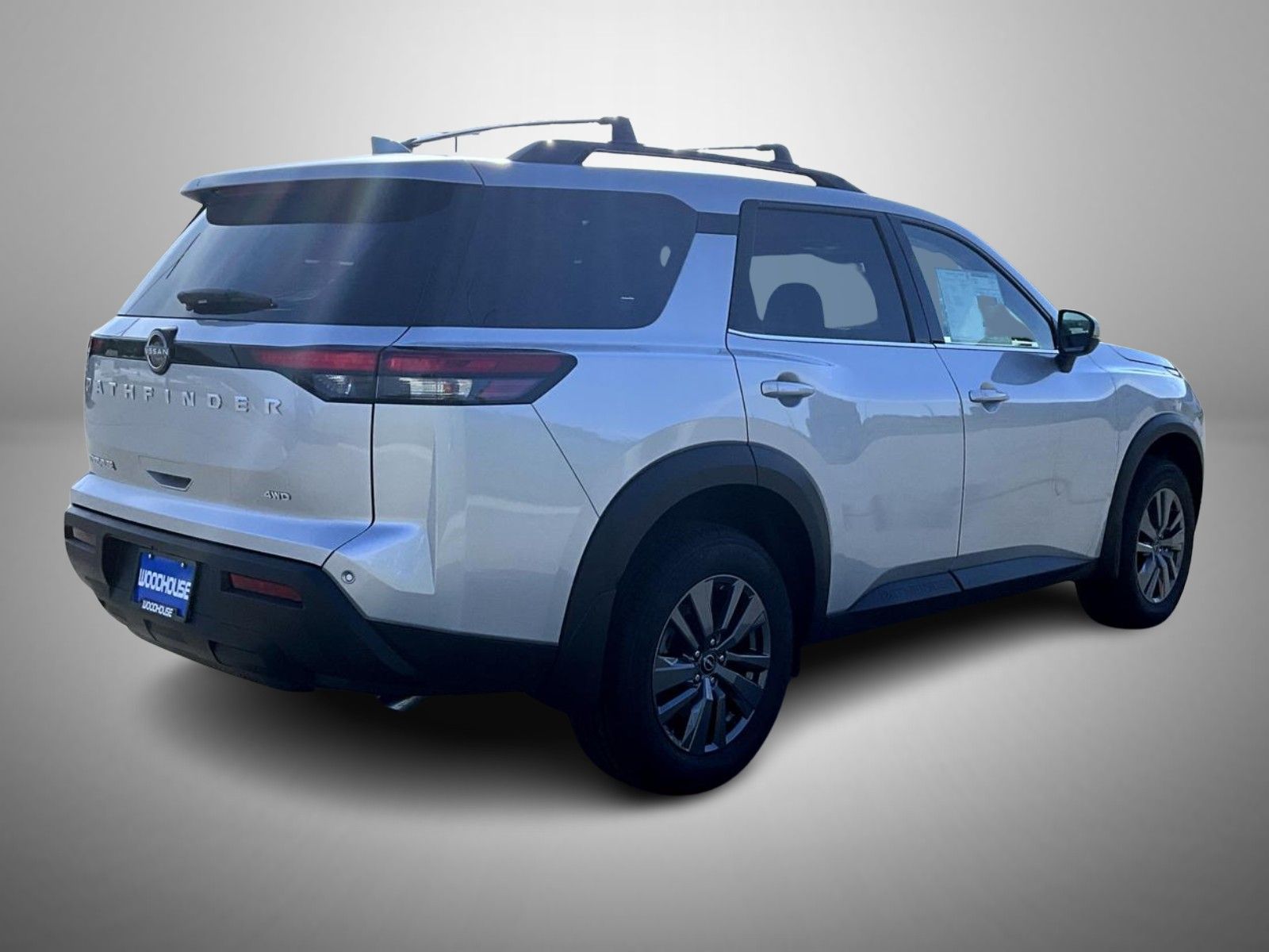 2025 Nissan Pathfinder SV photo 5