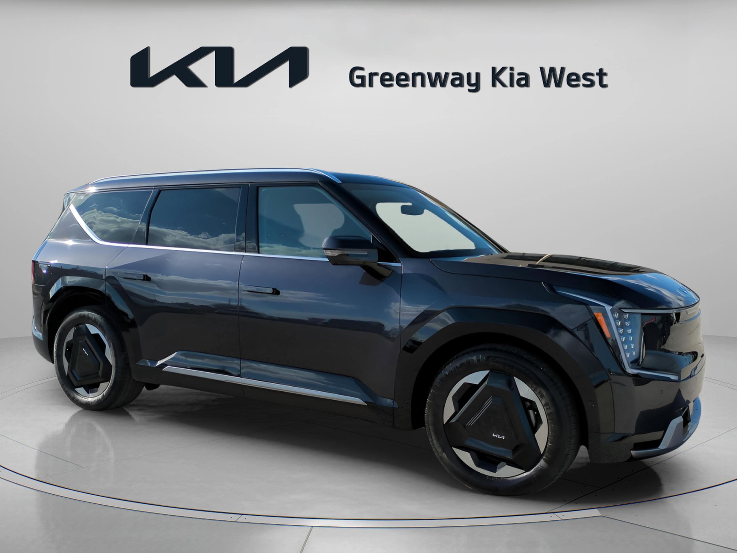 2026 Kia EV9 Land's photo