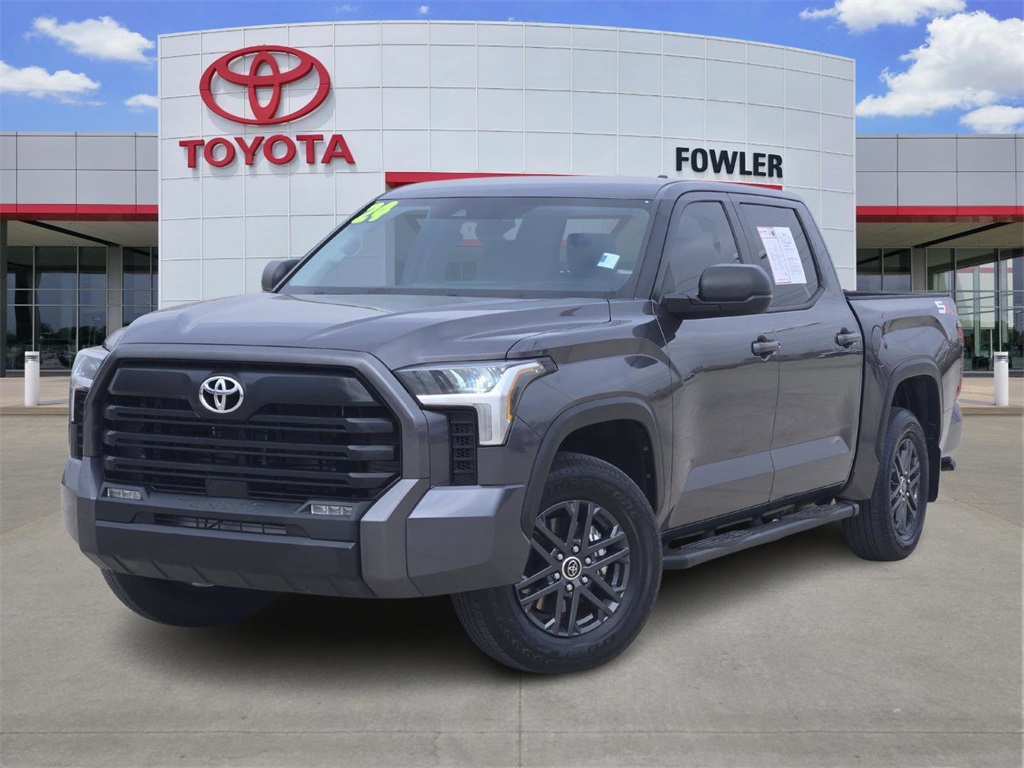 2024 Toyota Tundra SR5's photo