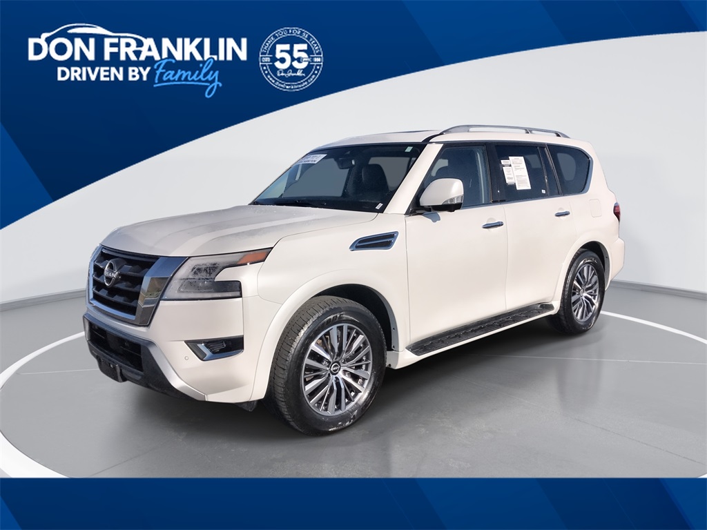 2024 Nissan Armada SL's photo