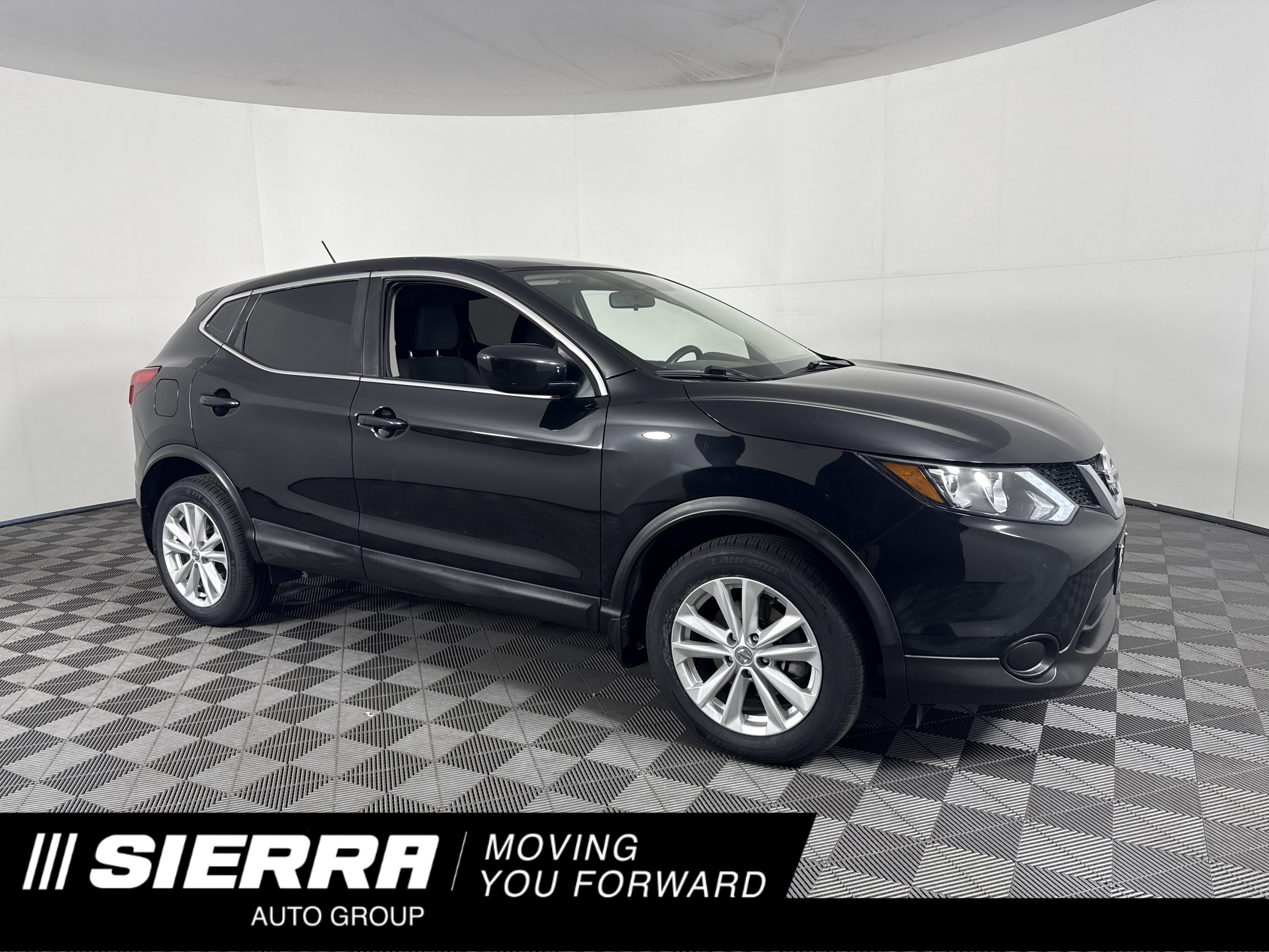 2017 Nissan Rogue Sport S