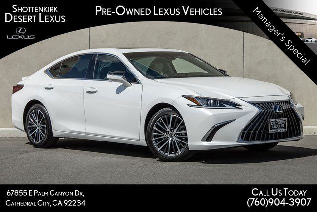 2025 Lexus ES 300h photo 2