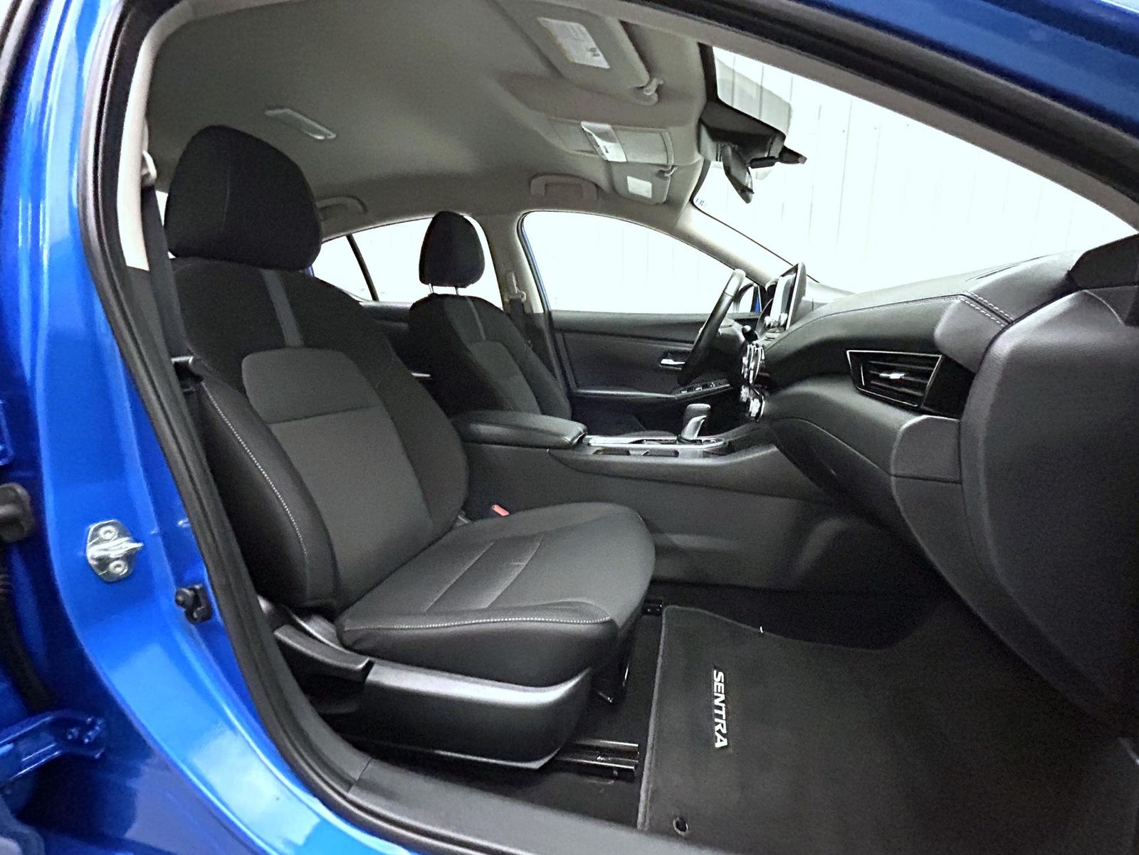2022 Nissan Sentra SV photo 15