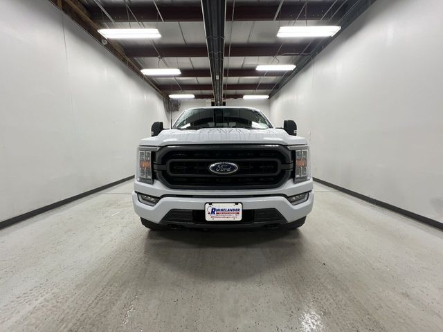 2021 Ford F-150 XLT photo 3