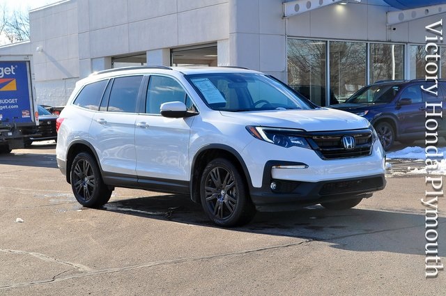 2022 Honda Pilot SE's photo