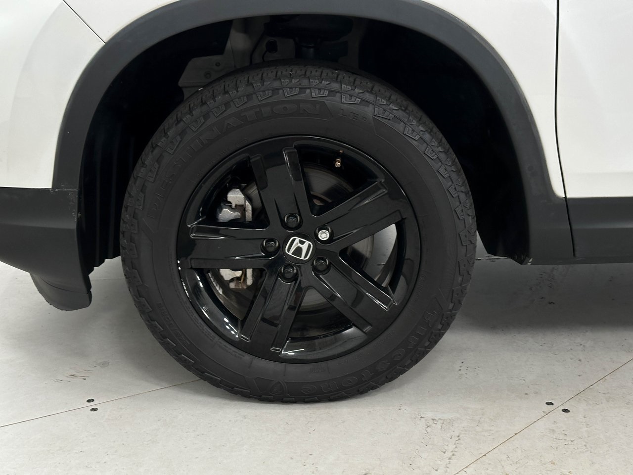 2023 Honda Ridgeline Black Edition photo 35
