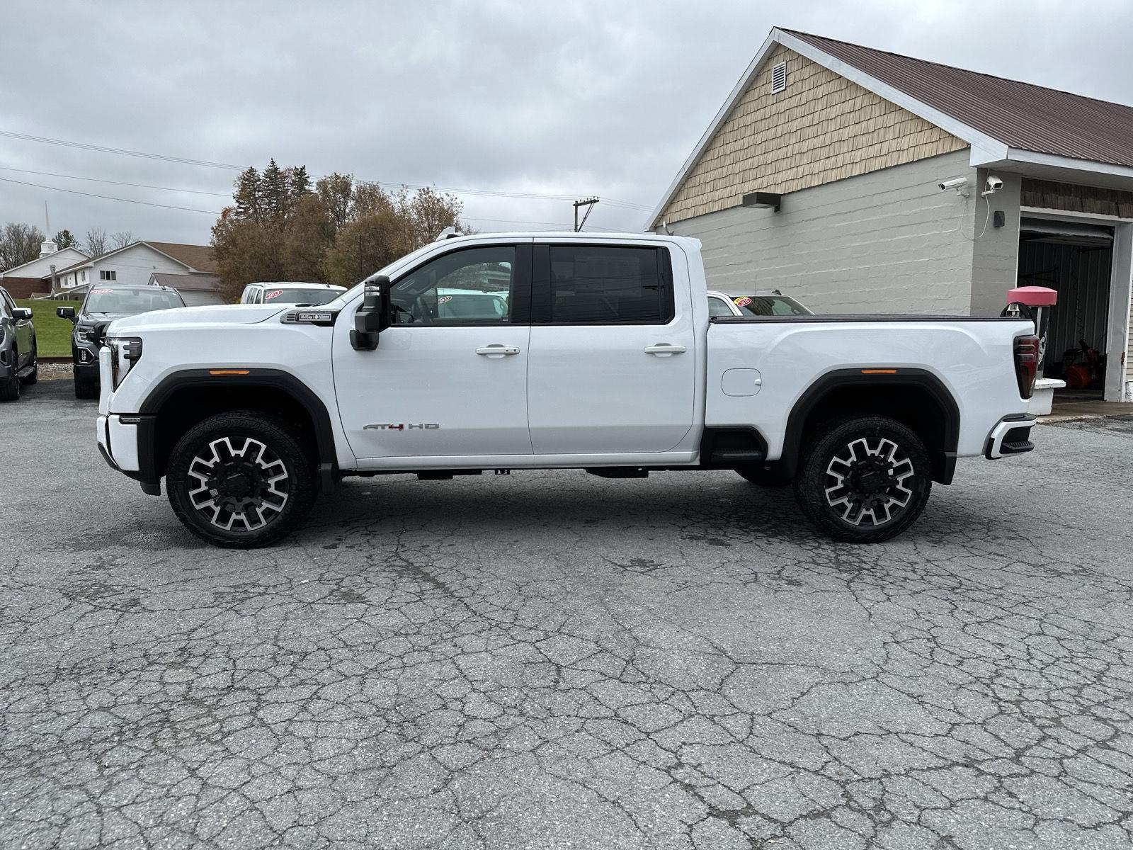 2026 Gmc Sierra 2500 HD AT4 photo 4