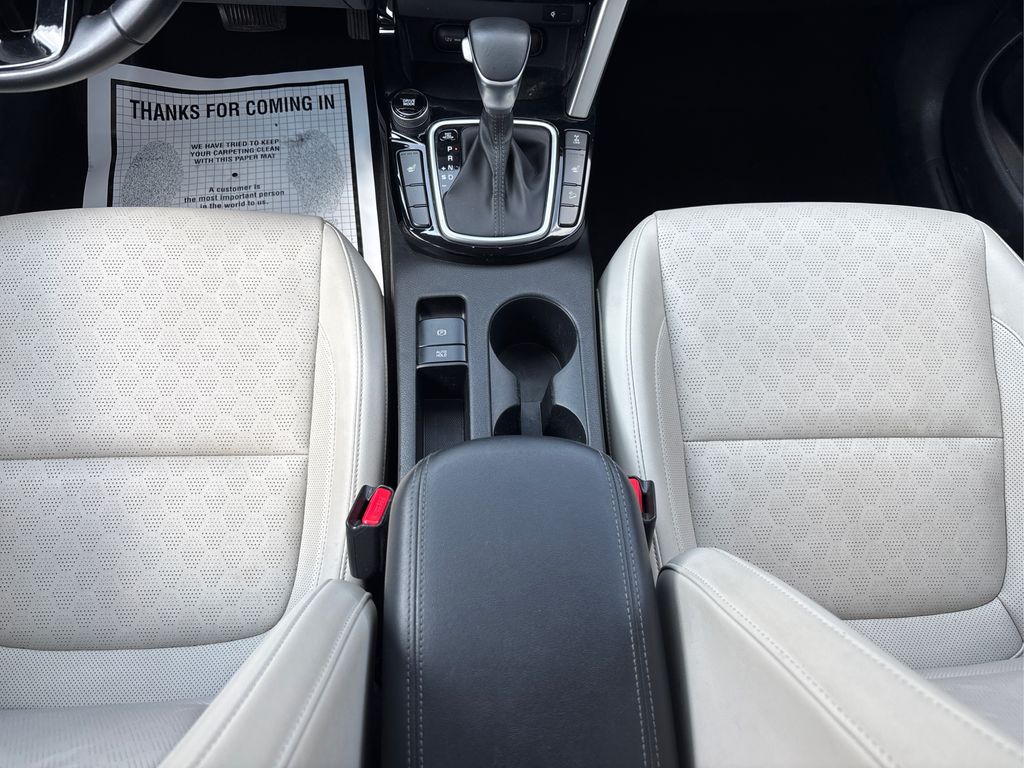 2021 Kia Seltos SX photo 19