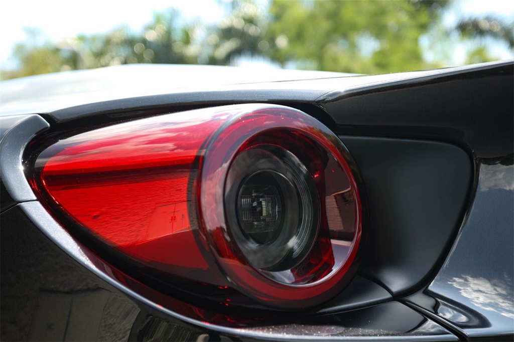 Certified Used 2022 Ferrari Base image 18