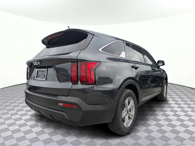 2023 Kia Sorento LX photo 3