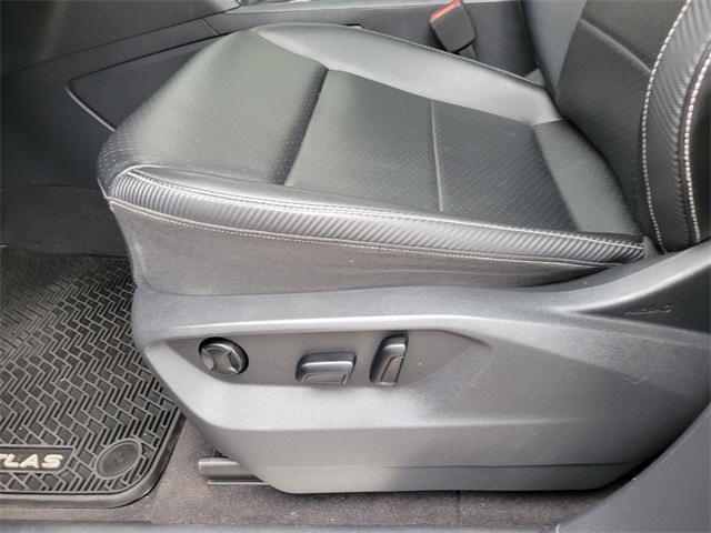 2022 Volkswagen Atlas Cross Sport V6 SE Technology photo 16