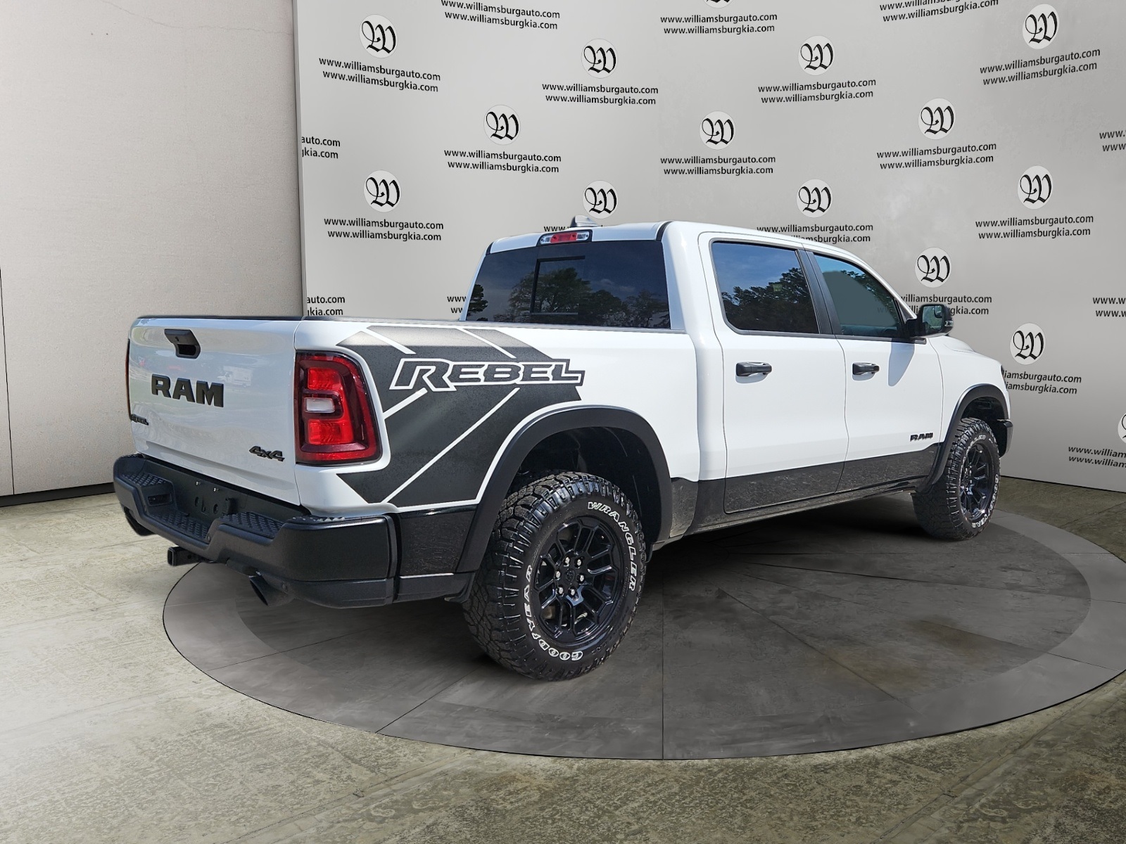 2025 Ram 1500 Rebel photo 4