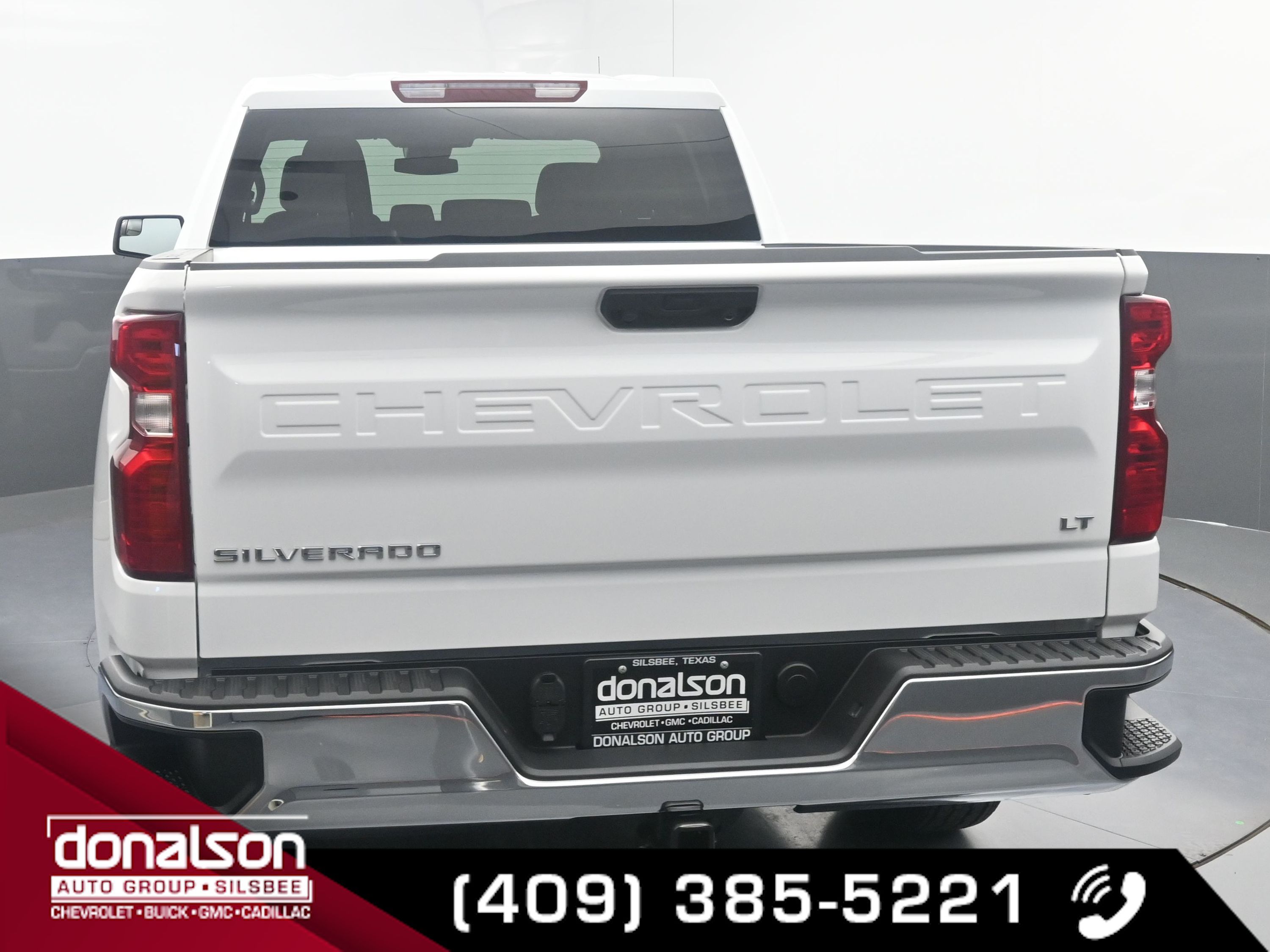 2025 Chevrolet Silverado LT photo 3