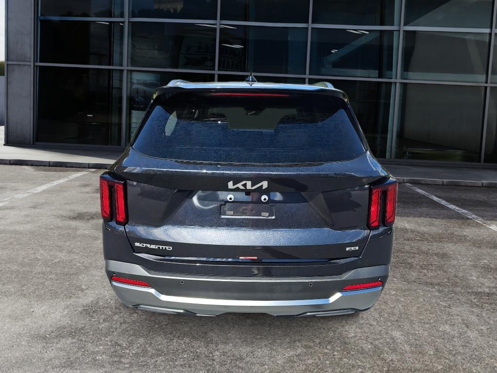 2025 Kia Sorento S photo 6