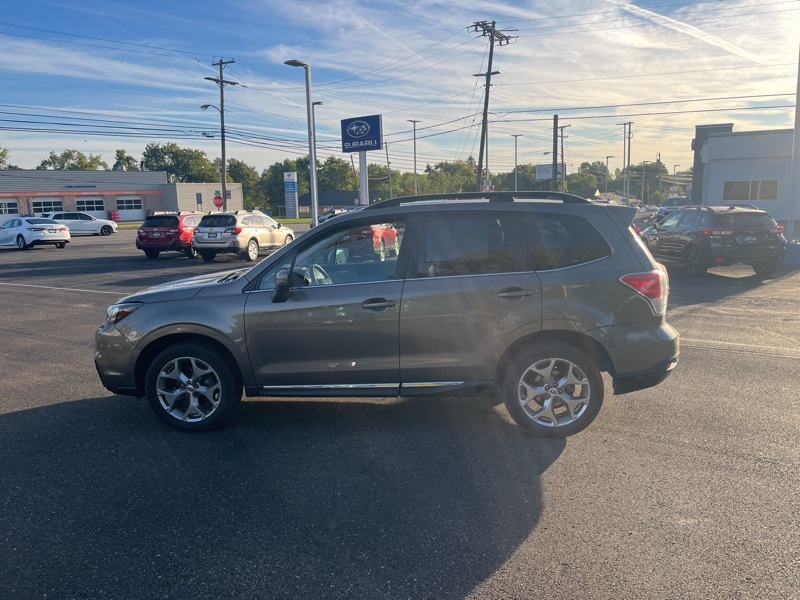 2018 Subaru Forester 2.5i Touring photo 4