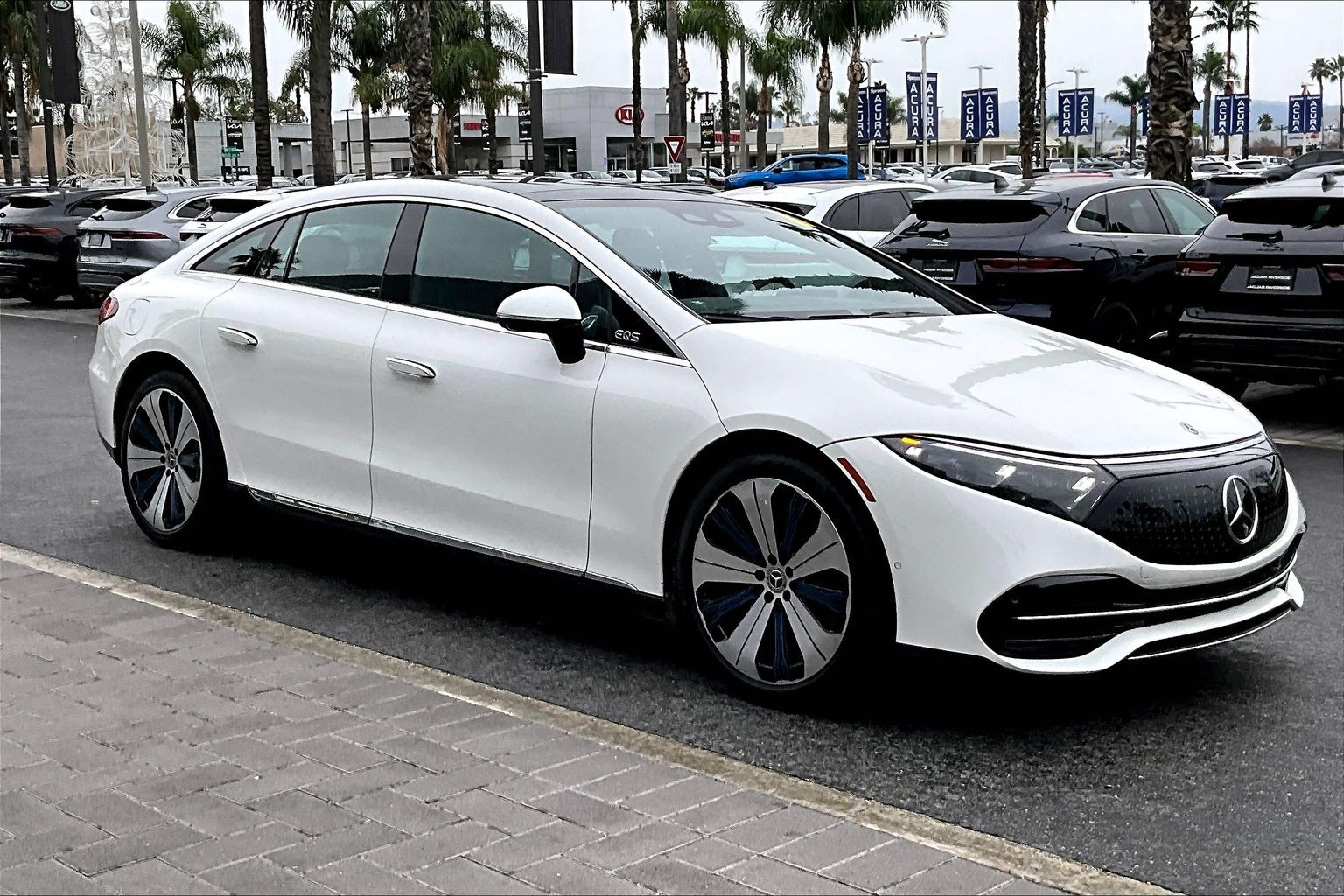 Used 2022 Mercedes-Benz EQS Base with VIN W1KCG2DB4NA003930 for sale in Riverside, CA