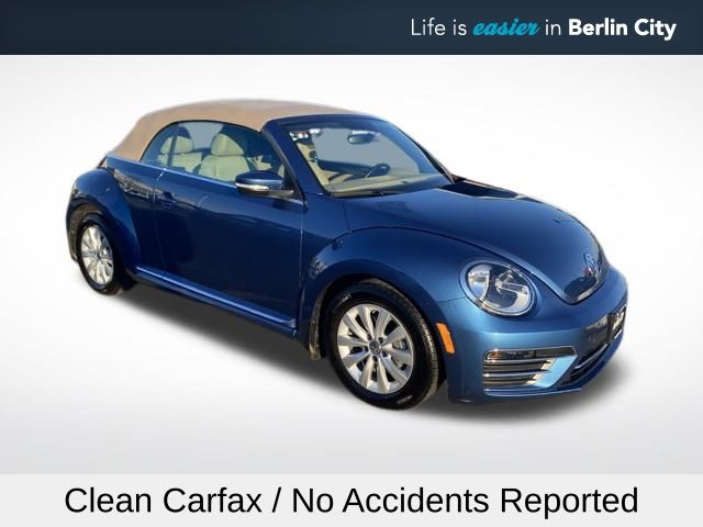 2019 Volkswagen Beetle S's photo