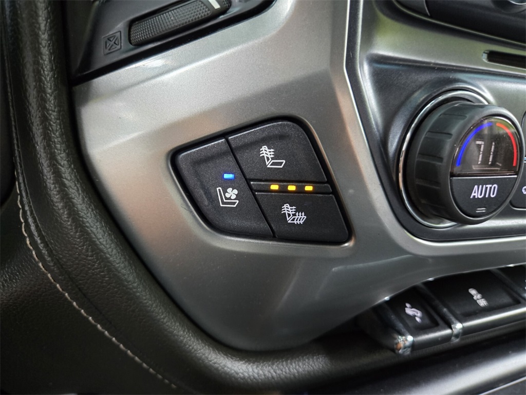 2018 Chevrolet Silverado 1500 LTZ photo 24