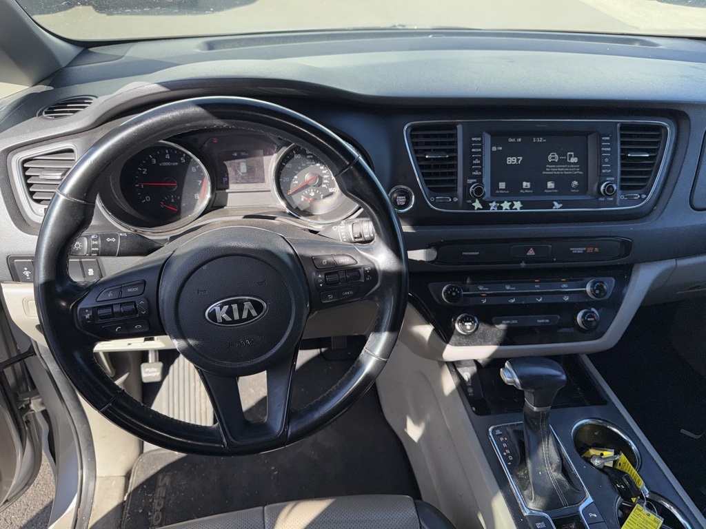 2021 Kia Sedona EX photo 2