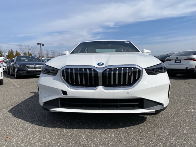 Used 2025 BMW i5 40 with VIN WBY13HG01SCT67425 for sale in Nassau County, NY