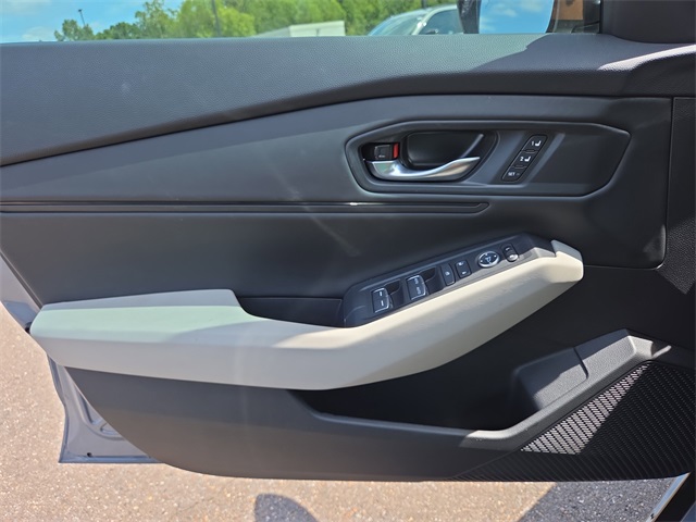2025 Honda Accord Hybrid EX-L photo 7