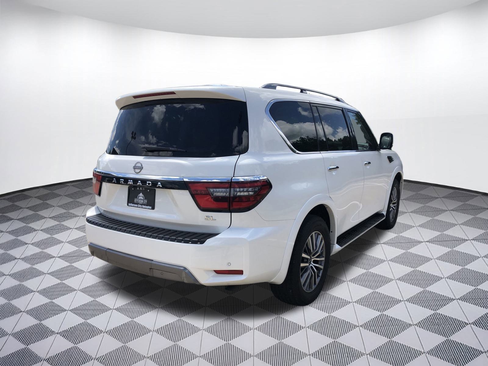 2023 Nissan Armada SL photo 6