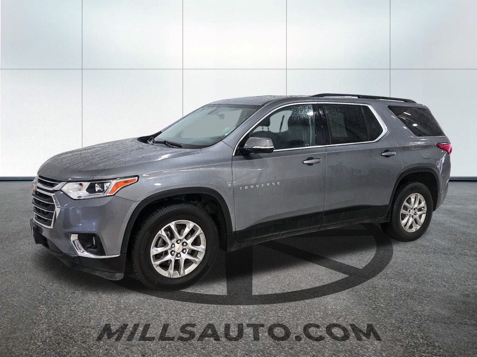 Used 2019 Chevrolet Traverse 3LT with VIN 1GNEVHKW1KJ277915 for sale in Willmar, Minnesota