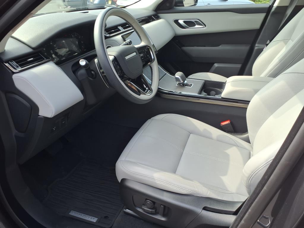 2025 Land Rover Range Rover Velar S photo 13