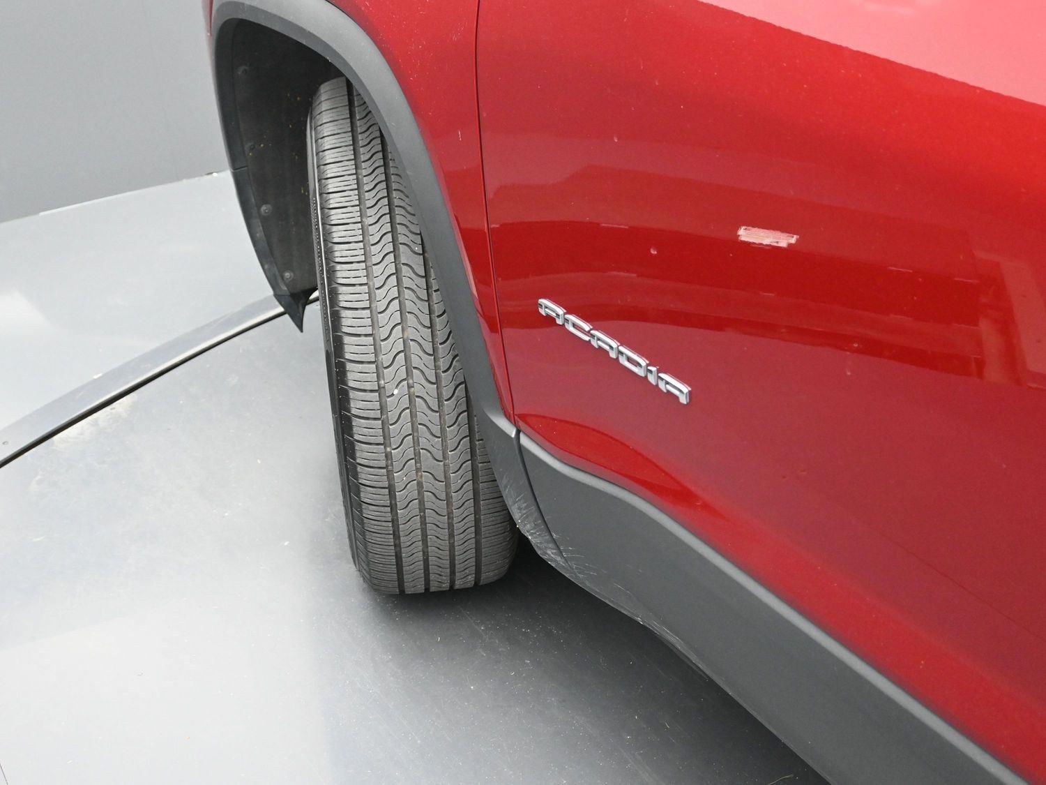 2023 Gmc Acadia SLT photo 3