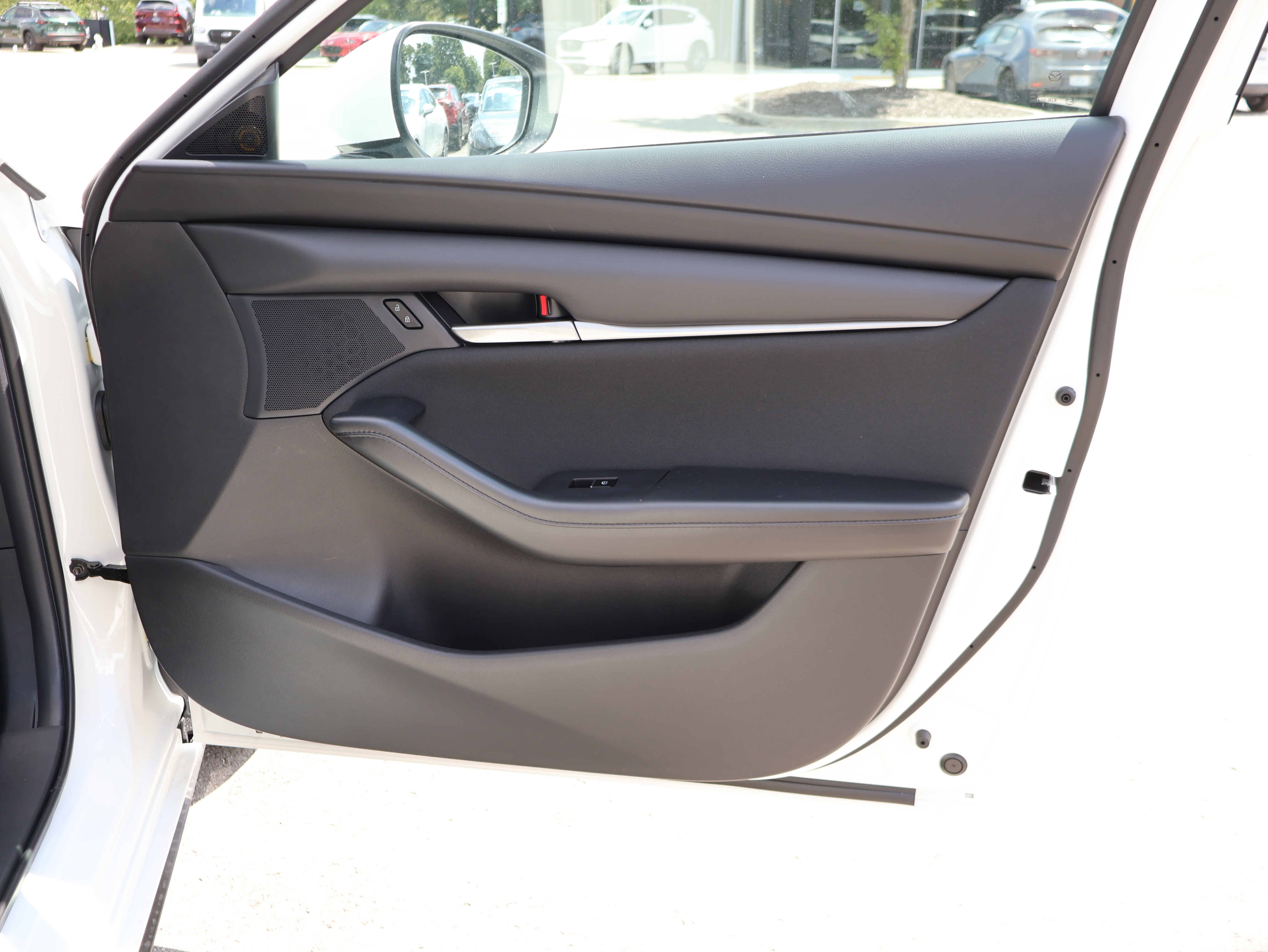 2025 Mazda Mazda3 Sedan 2.5 s photo 9