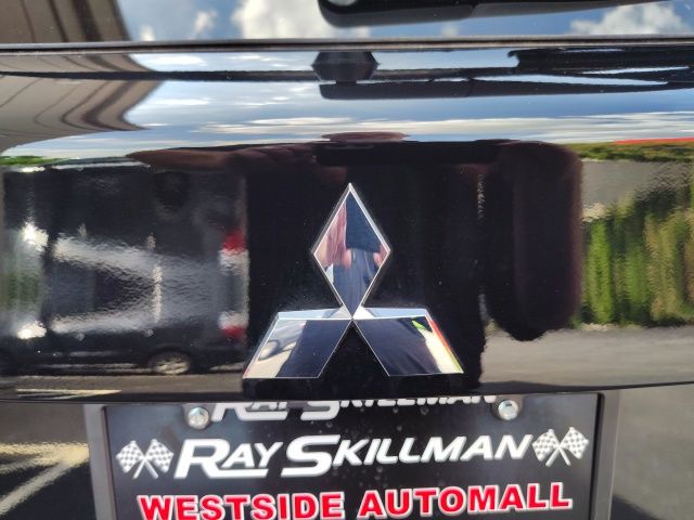 2025 Mitsubishi Outlander Sport LE photo 29