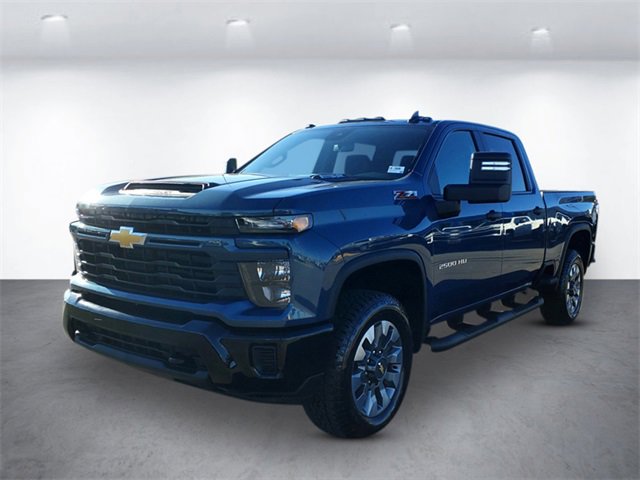 2026 Chevrolet Silverado 2500HD Custom's photo