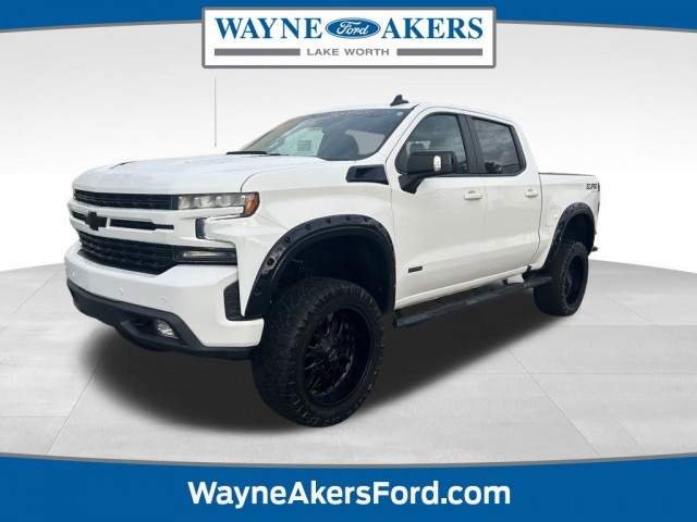 Pre-Owned 2021 Chevrolet Silverado 1500 RST Door Crew Cab Short