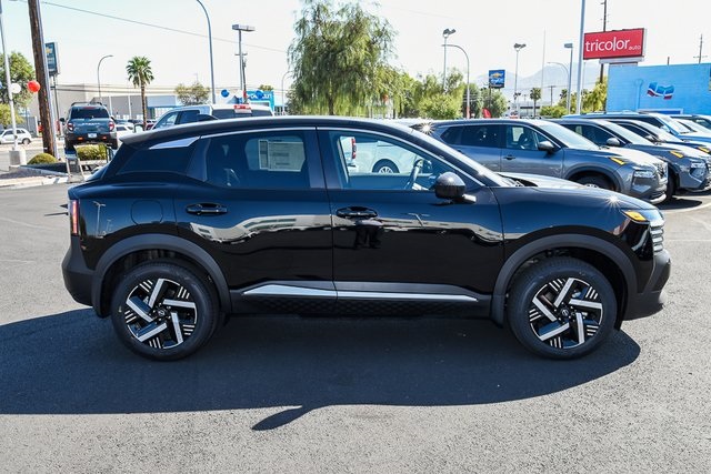 2026 Nissan Kicks SV photo 2