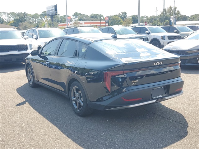 2025 Kia K4 LXS photo 4