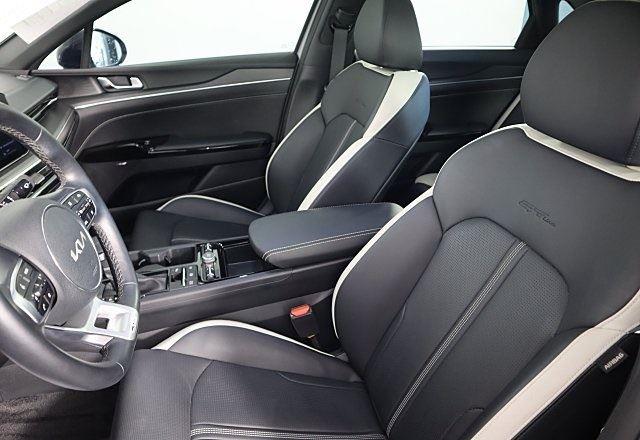 2025 Kia K5 GT-Line photo 20