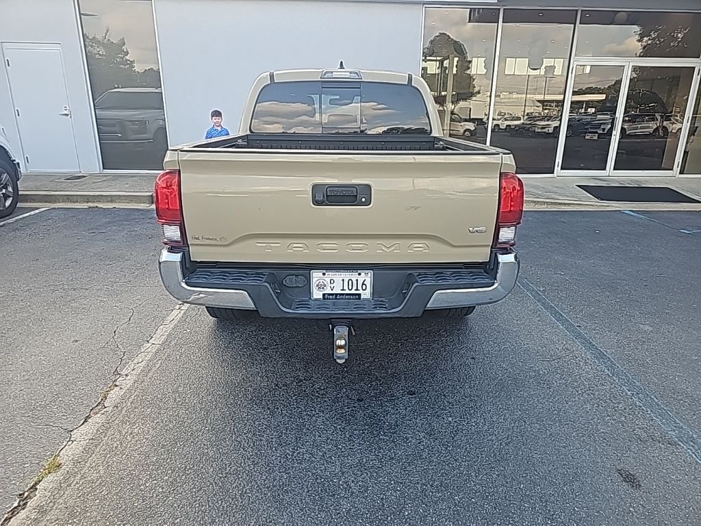 2018 Toyota Tacoma Limited photo 4