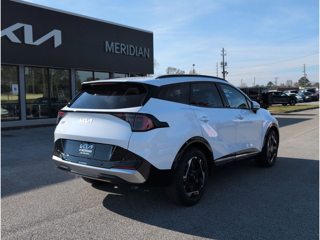 2026 Kia Sportage SX photo 3