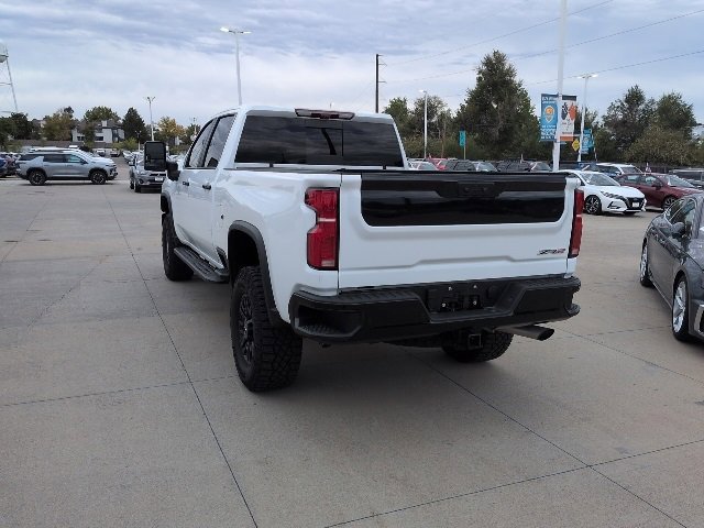 2024 Chevrolet Silverado 2500HD ZR2 photo 4